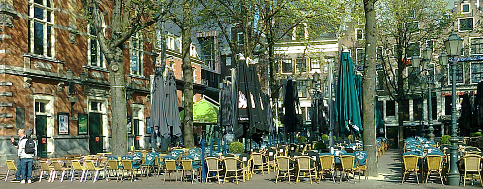 Leidseplein can be a pleasant oasis on a nice spring morning in Amsterdam